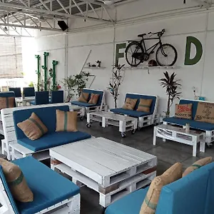 Ostello Birdnest Guesthouse, Gaia Rooftop Cafe, Kuala Lumpur